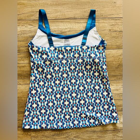Merrell Shirt Women's Medium Tank Top "Opti-Wick"
Built in Padding/ Support Med - Picture 5 of 5